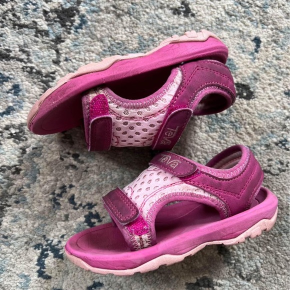 Teva Other - Pink Teva Psyclone  XLT - Toddler Girls Size 7